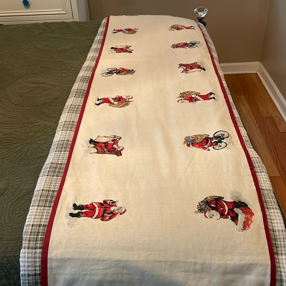 Christmas Table Runner